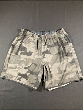 RVCA Men's Gray Camo Athletic Shorts